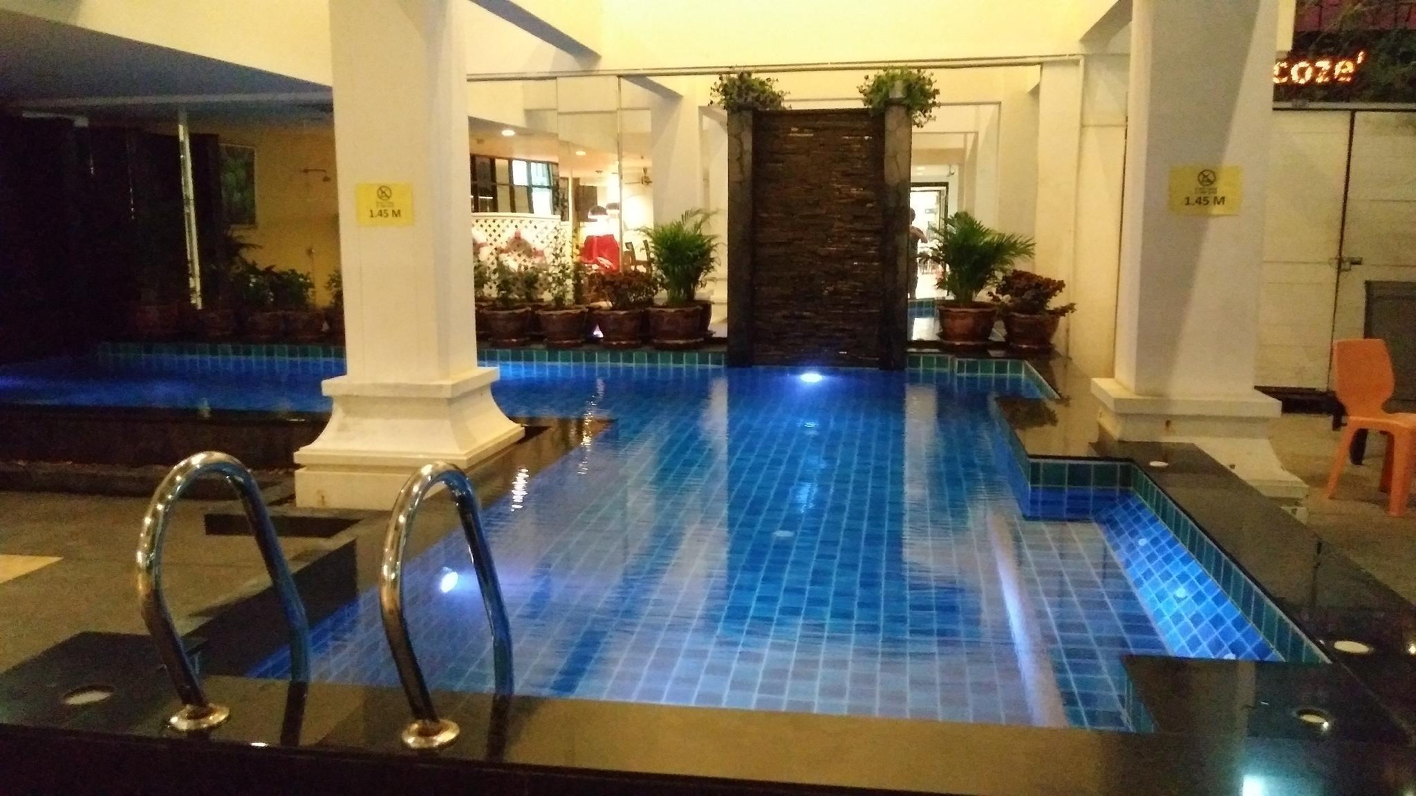 Ansino Bukit Hotel Phuket Bagian luar foto